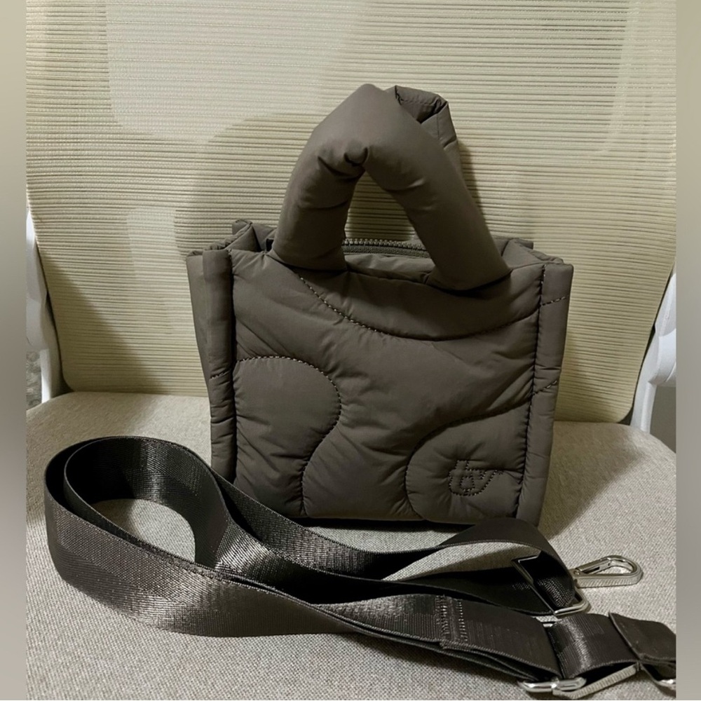 Quilted Puffer Tote Bag in Dark Taupe